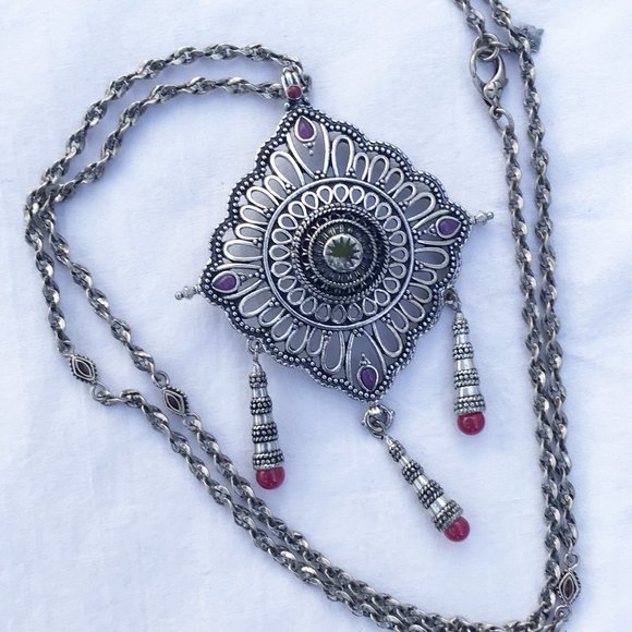 LUCKY BRAND Large Silver 3 Color Pendant Necklace - Picture 5 of 6